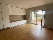 Apartamento Renovado T2, perto da Praia e Comrcio Carcavelos