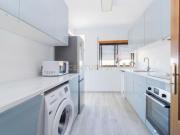 Apartamento Renovado T3 em Marinha Grande Perto da Praia... Apartamento Renovado T3 em Marinha Grande Perto da Praia...