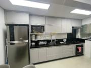 Apartamento sem Condomínio com 3 Quartos para Comprar,...