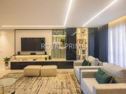 Apartamento Semi Mobiliado com 4 quartos e 183m2 à venda...