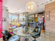 Apartamento semi mobiliado de 2 dormitórios no Petrópolis