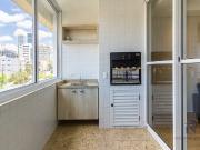 Apartamento semi mobiliado no Mercês com 142m2...