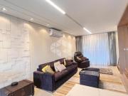 Apartamento semimobiliado com 3 dormitórios, suíte e 4...