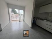 Apartamento semimobiliado no Maria Luiza