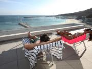 Apartamento Studio com Terraço Panorâmico | Praia de...