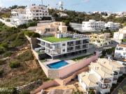 Apartamento T0+1 com piscina e vista mar na marina de...