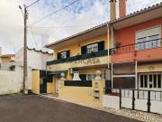 Apartamento T0 + 2 com 100m2 e garagem em andar de...