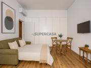 Apartamento T0 a estrear com terraço em Arroios, Lisboa