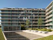 Apartamento T0 com Varanda e Lugar de Garagem e Piscina...