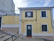 Apartamento T0 em Campolide
