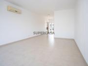 Apartamento T0 em Condomínio Fechado no Palmela Village...