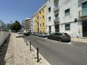 Apartamento T0 R/C com terraço e cave