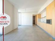 Apartamento T0| Reabilitado | Lordelo Ouro | Rio Douro |...