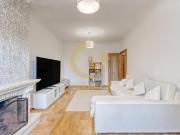 Apartamento T1+1 à venda em Pedroso Rua do Casal