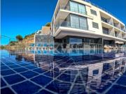APARTAMENTO de 2 suites C/500m2 e vista para a marina de...