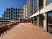 Apartamento T1+1 com garagem fechado e terraço centro...