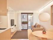 Apartamento T1+1 com varanda e arrumo, num prédio com...