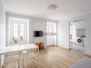 Apartamento T1+1 com vista rio em Paço de Arcos, Oeiras
