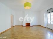 APARTAMENTO T1+1 EM SO BENTO COM JARDIM