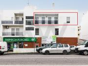 Apartamento T1+1 na vila de Porches, Lagoa, Porches