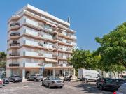 Apartamento T1+1 no Estoril, perto da Praia da Poa