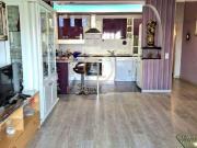 Apartamento T1+1 remodelado com muita luz natural, 2...