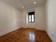 Apartamento T1+1, versátil, com vista desafogada em...