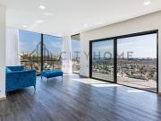 Apartamento T1+2 com piscina garagem vista mar e Marina...