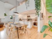 Loft Moderno Cheio de Luz e Charme