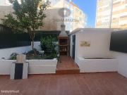 Apartamento T1+2 totalmente remodelado com Terrao na Amadora