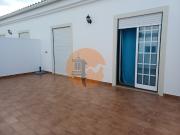 Apartamento T1 +1 Anual com magnifico terraço no centro...