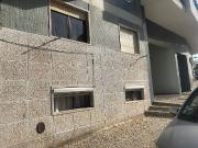 Apartamento T1 à venda em Bairro Santos Nicolau
