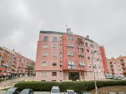 Apartamento T1 à venda em Queluz de Baixo