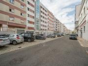 Apartamento T1, Algés, Linda a velha e Cruz Quebrada...