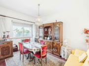 Apartamento T1, com arrecadação, numa localização...