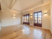 Apartamento T1 com duas varandas em Prédio na rua Sá da...