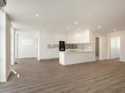 Apartamento T1 com garagem, no Rato, em Lisboa