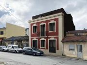 Apartamento T1 com jardim e garagem fechada no...