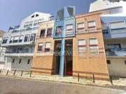 Apartamento T1 com Parqueamento – Acesso Direto à Praia...