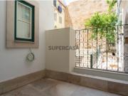 Apartamento T1 com pátio, em Santa Maria Maior, Lisboa