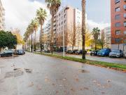 Apartamento T1 com Terraço e Box na Avenida da Mague