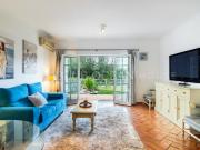 Apartamento T1 com terraço, jardim e piscina em...