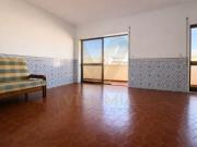 Apartamento T1 com Terraço Privativo e Vista Mar | Praia...