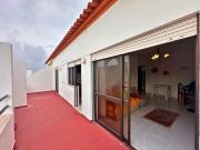 Apartamento T1 com Varanda a Sul | Arrendamento Anual |...