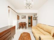 Apartamento T1 com varanda e a 200m da praia, no coração...