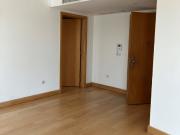 Apartamento T1 com varanda em Alcântara Vista rio