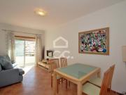 Apartamento T1 com varanda, lugar de garagem e...