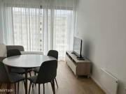 Apartamento T1 com varanda s faculdades e Hospital de So Joo