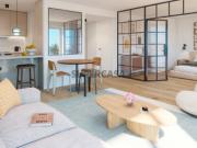 Apartamento T1 com varandas, estacionamento e piscina