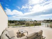 Apartamento T1 com vista mar a 600m da praia